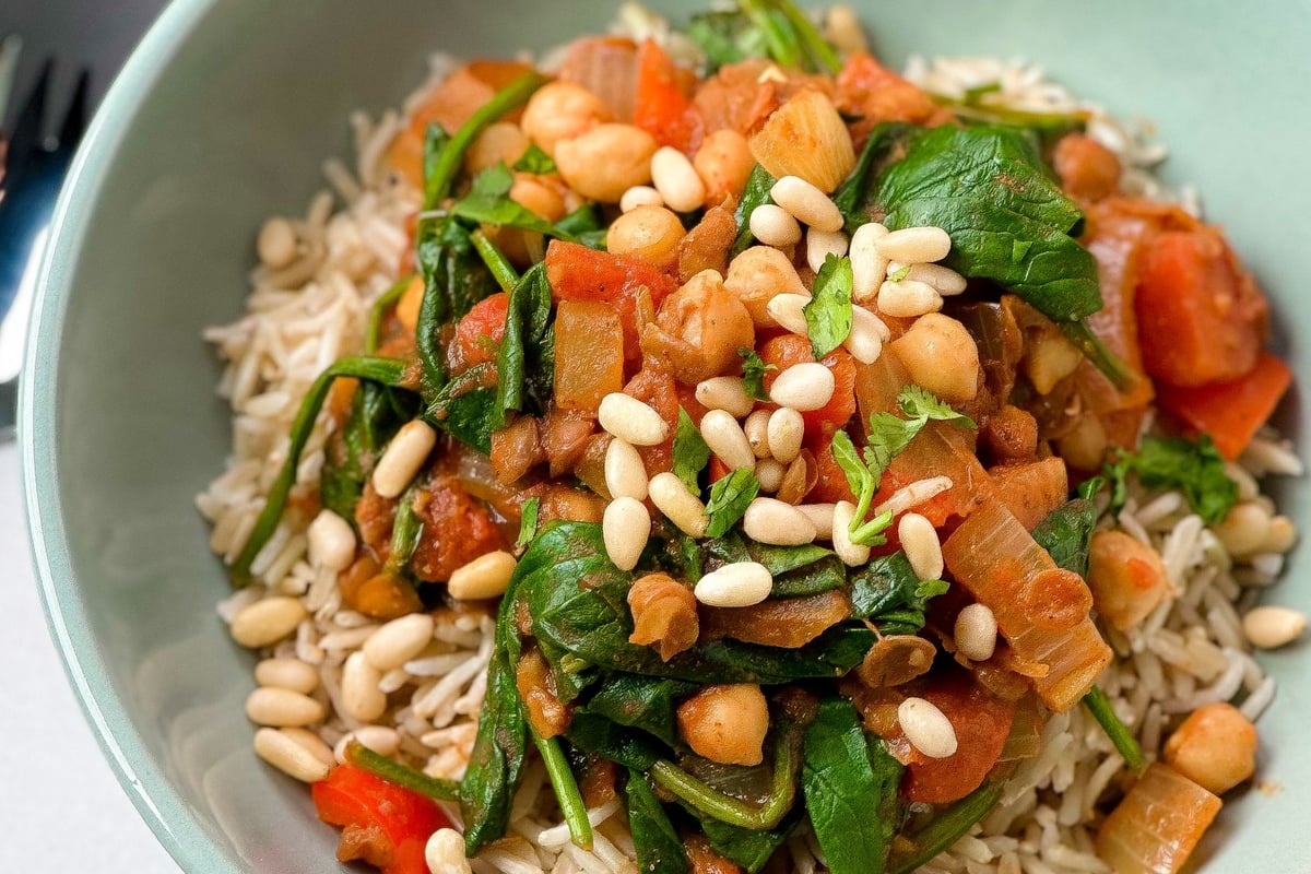 Chickpea, Spinach & Lentil Curry