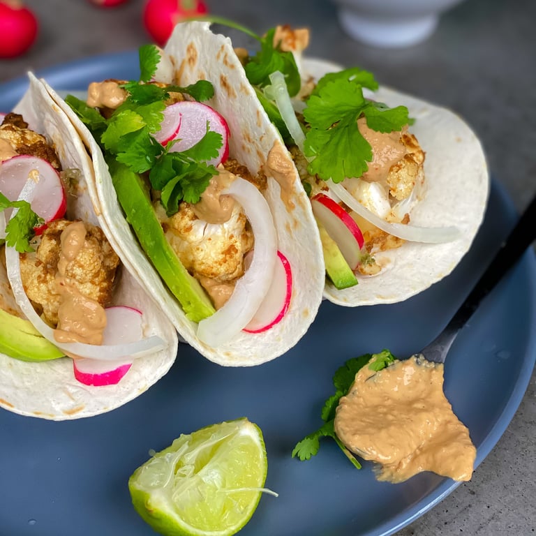 Blumenkohl Tacos mit pikanter Cashew-Creme Rezept