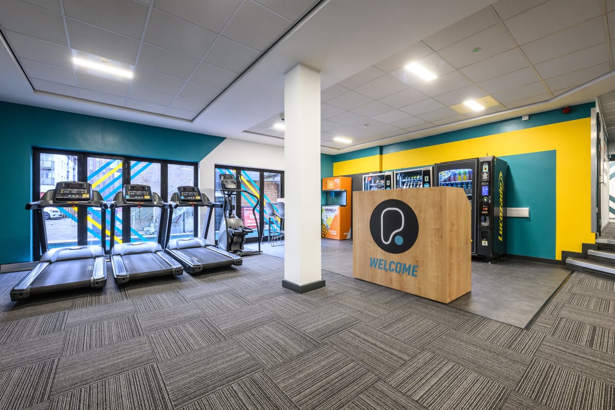 PureGym London Southgate hub area