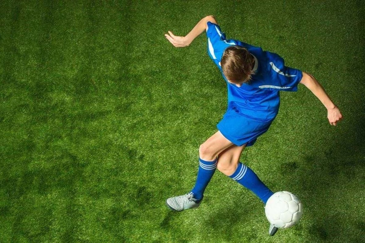Man playing football
