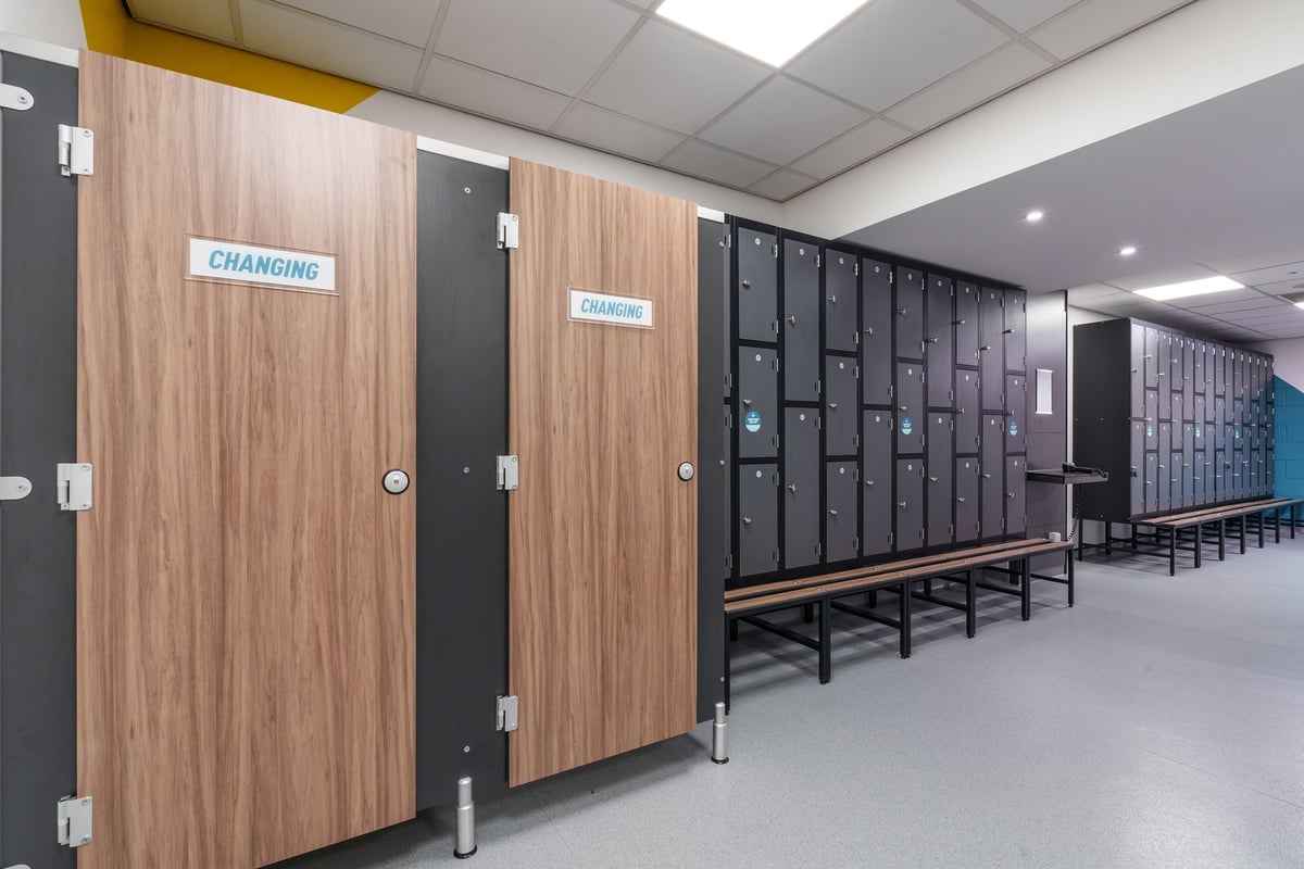 PureGym Leeds City Centre South changing room lockers and cubicles