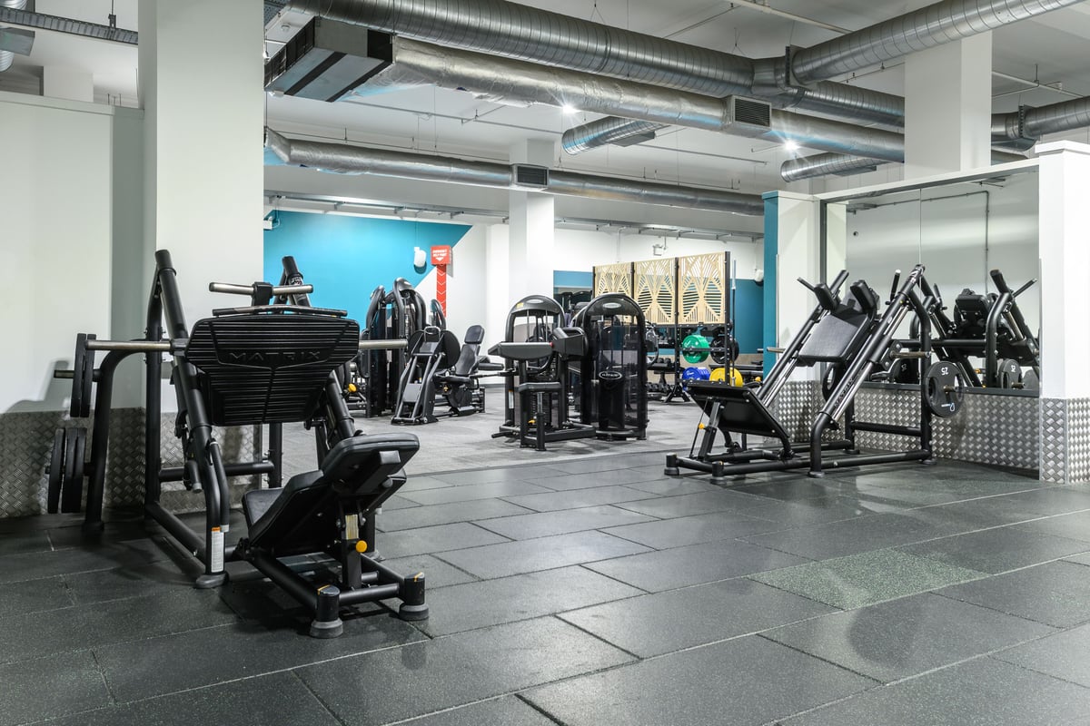PureGym East Kilbride: fixed-pin machines in a gym