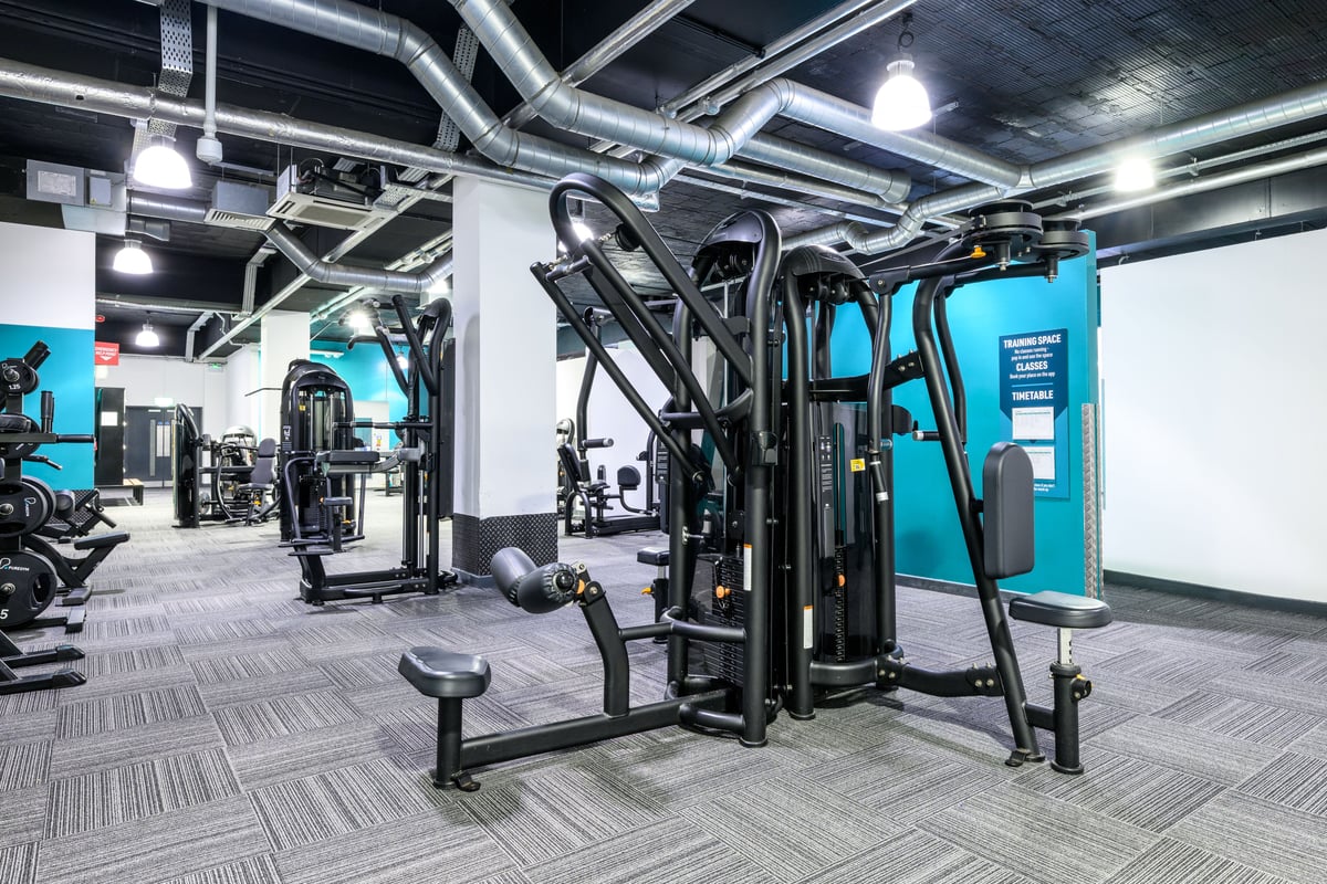 PureGym Birmingham Snow Hill Plaza pull down machines