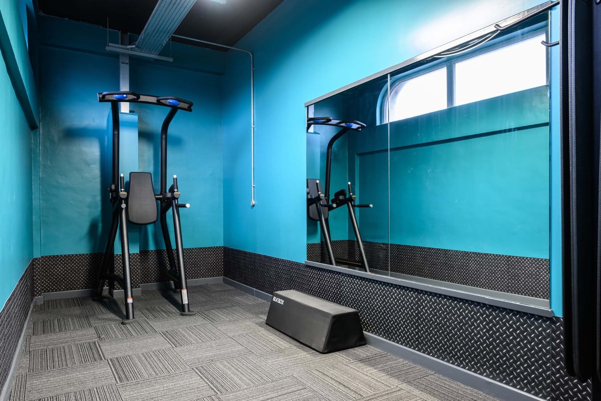 PureGym London Bromley Stretch Area