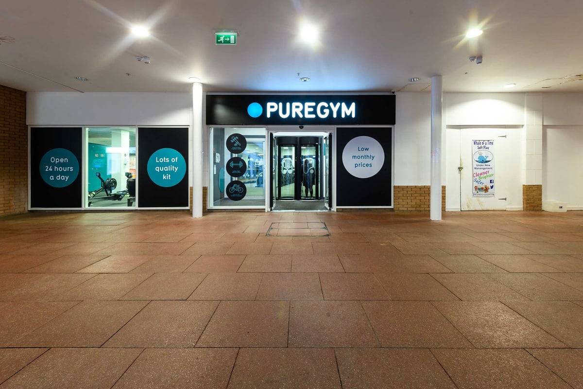 PureGym Glasgow Shawlands: Entry area.