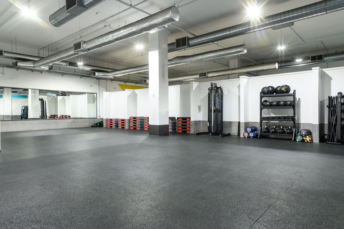 PureGym East Kilbride: spacious gym studio with rubberised floor