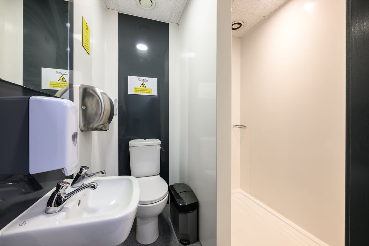 Bridgwater Shower