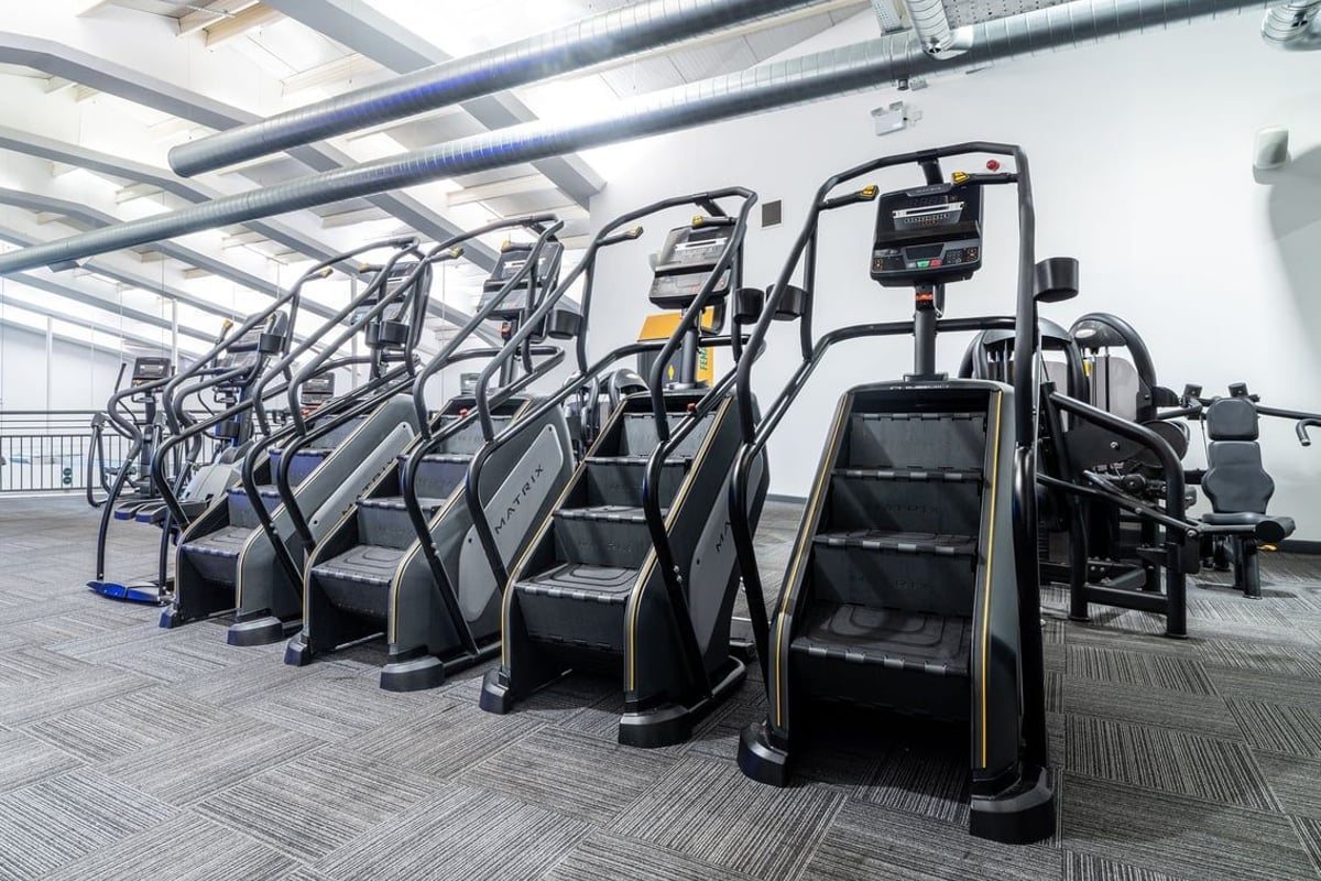 PureGym Derry Londonderry climbers