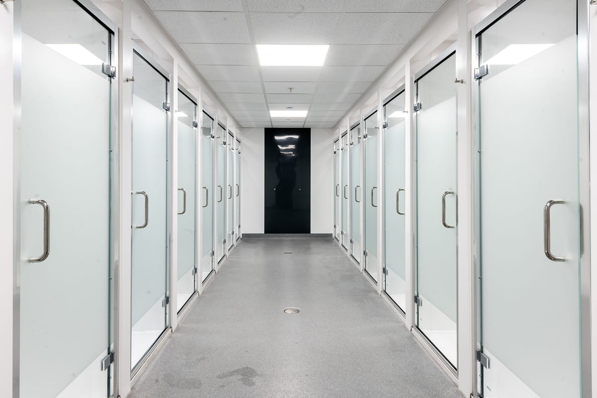 PureGym London Aldgate: shower cubicles