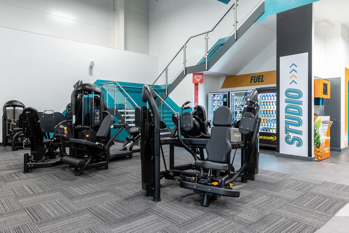 PureGym Portishead: Treadmills, ellipticals, weight racks, resistance machines, and rubberized flooring.