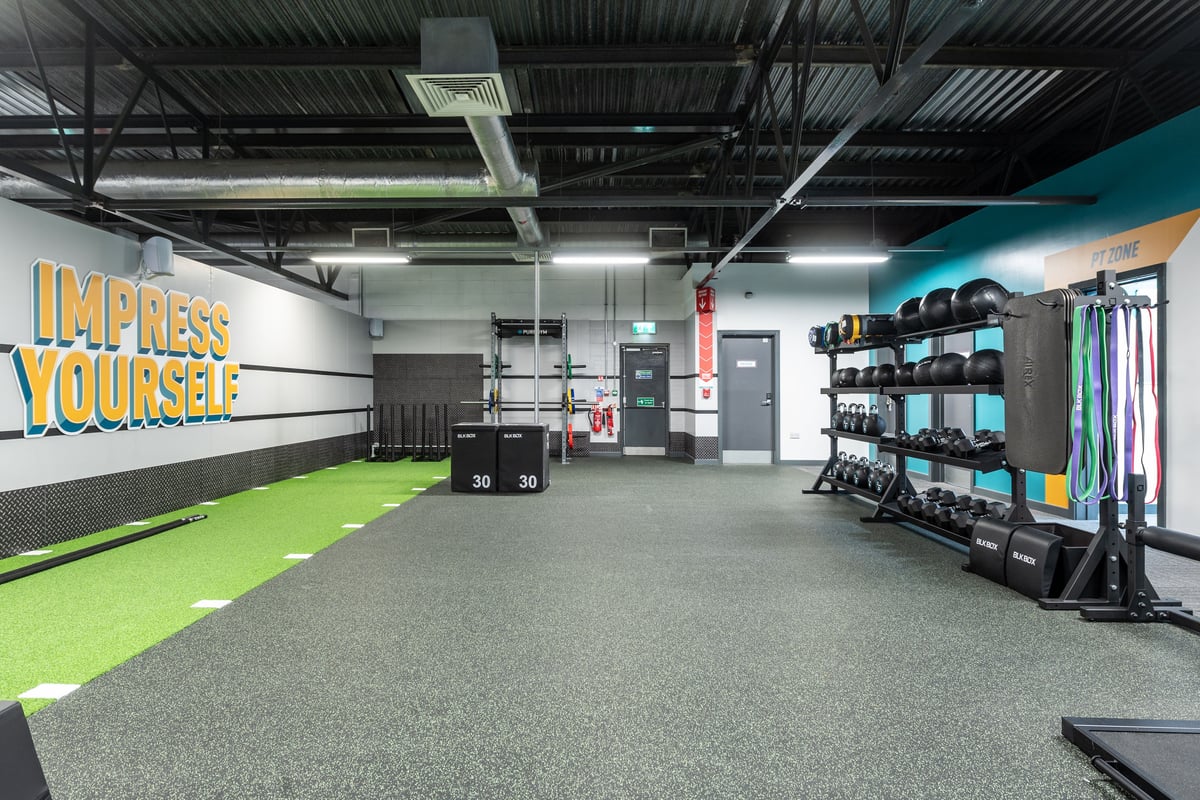 PureGym Bradford Idle - rubberised floor and functional area in gym