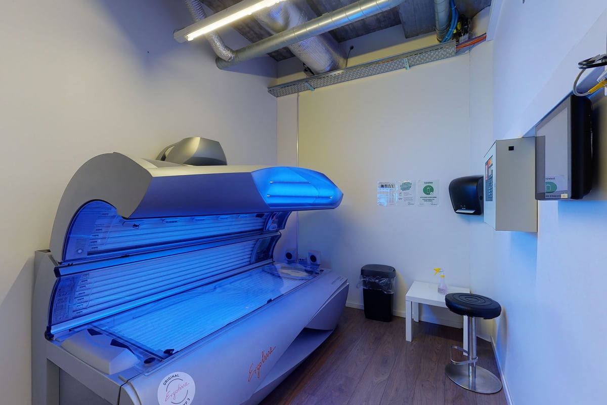 PureGym Biel Bienne: Solarium dans une chambre privée.