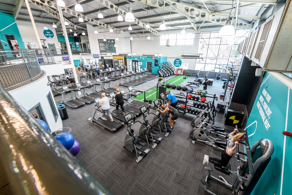 PureGym Manchester Moston: Treadmills, ellipticals, stationary bikes, strength equipment and free weights.