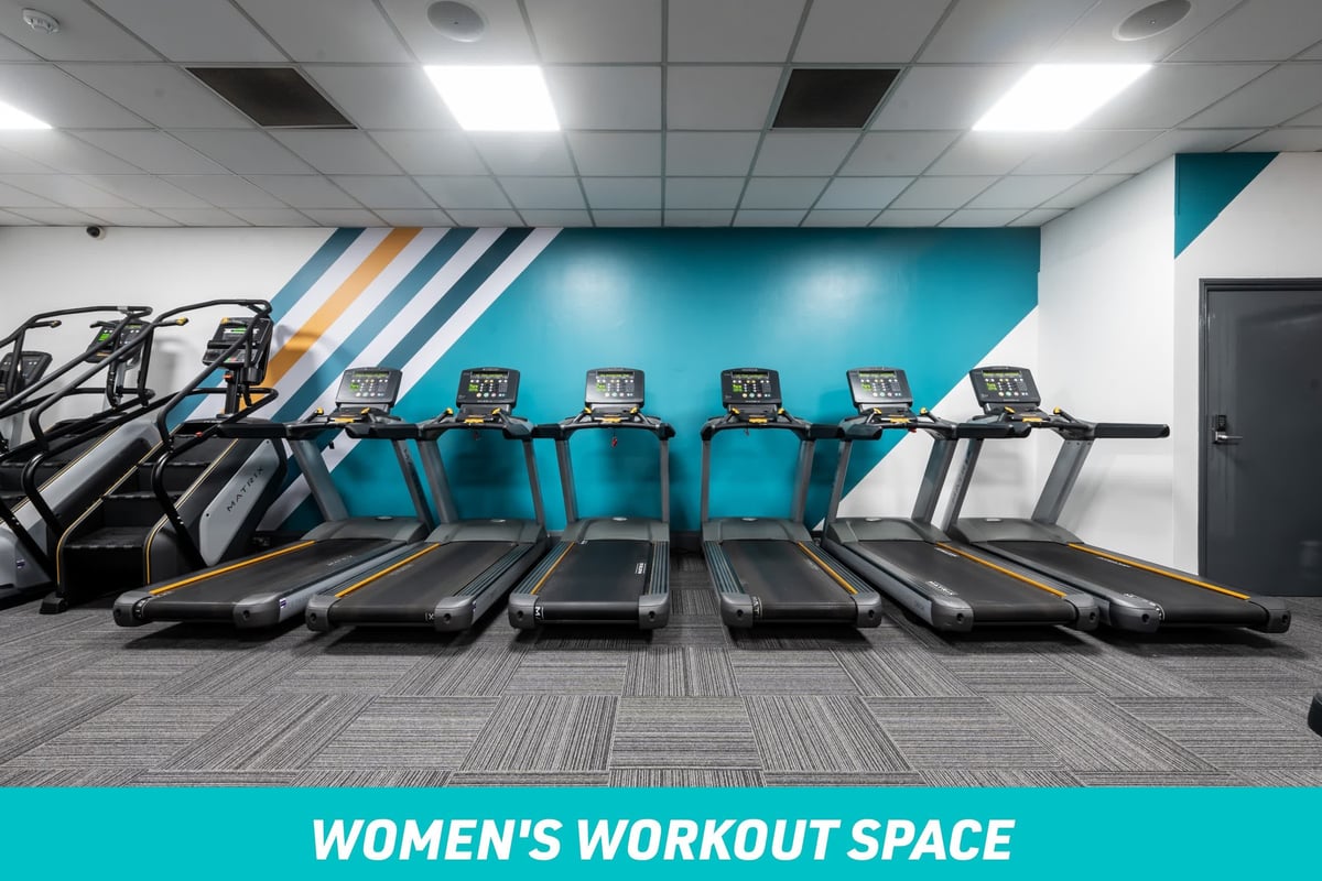 PureGym Rochdale Women's Workout Space: treadmills