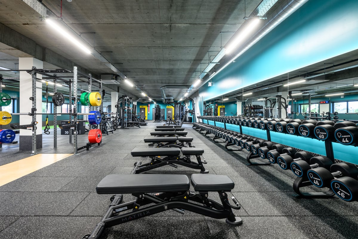 PureGym West Drayton dumbbells, benches and large mirror