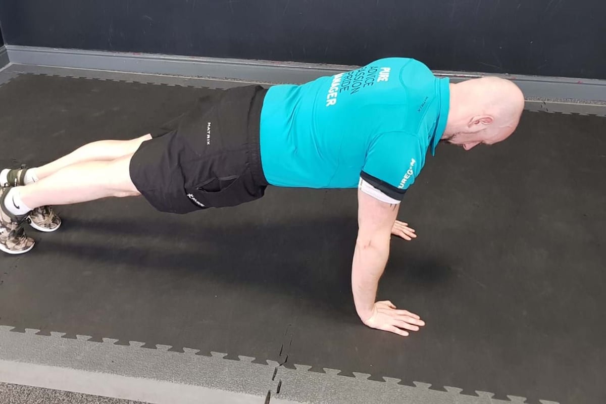 Prone plank