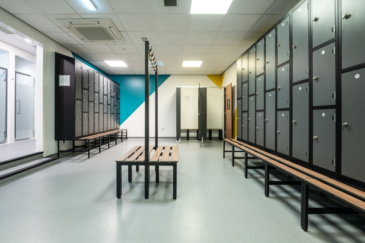 PureGym Paisley changing rooms