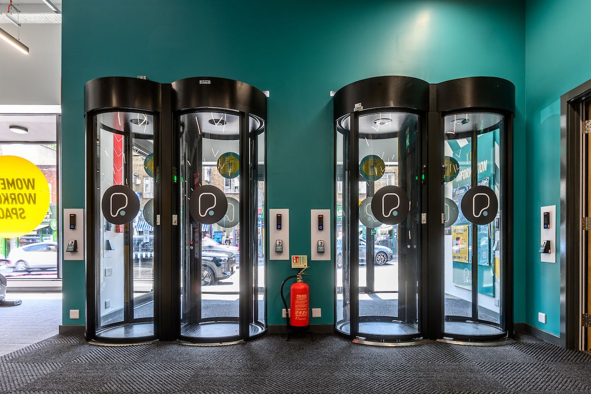 London Camden High Entrance Pods