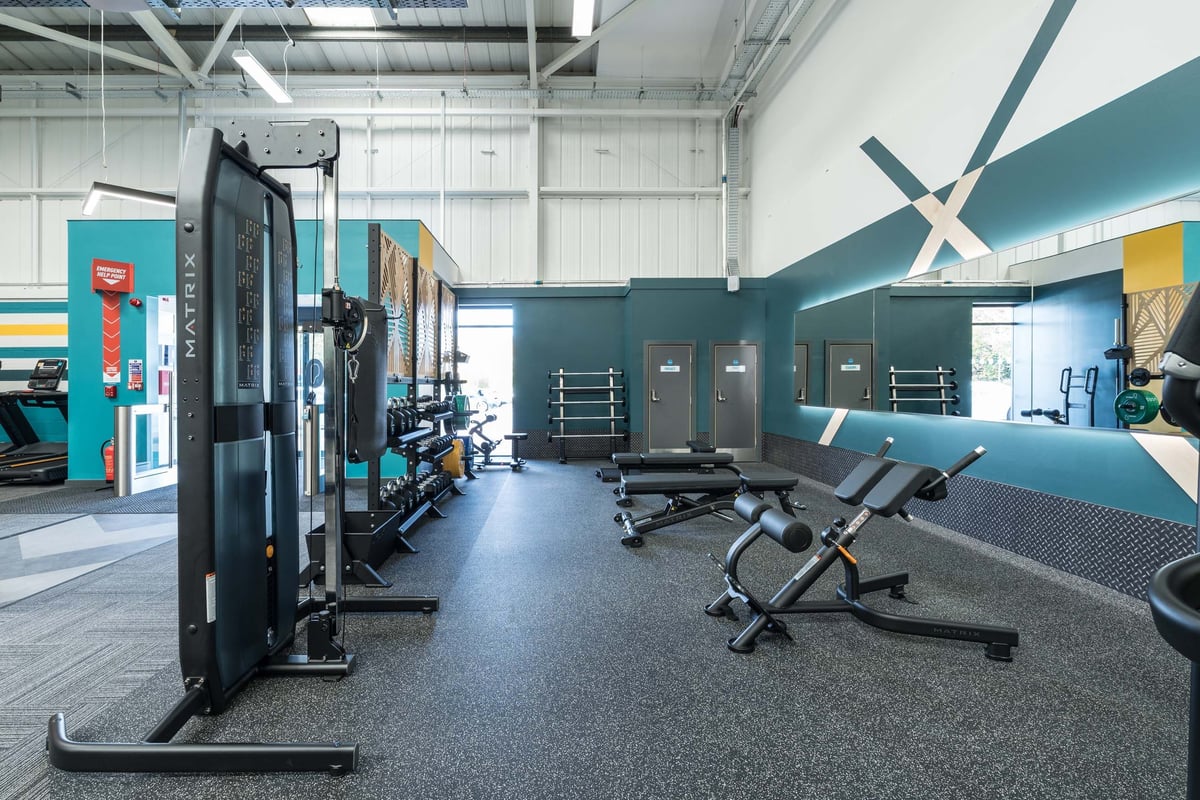 PureGym Pontefract stretch area with large mirror