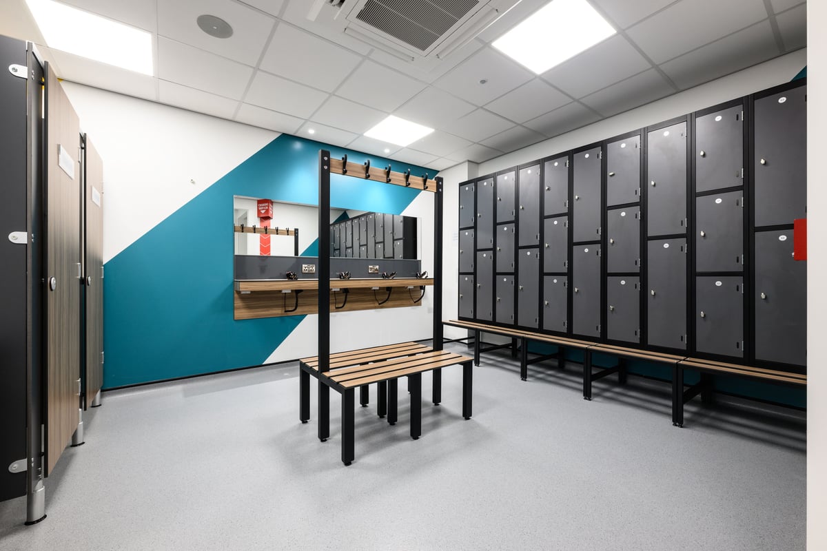 PureGym Crawley changing rooms