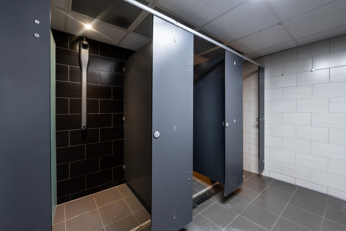 PureGym Epsom shower cubicles