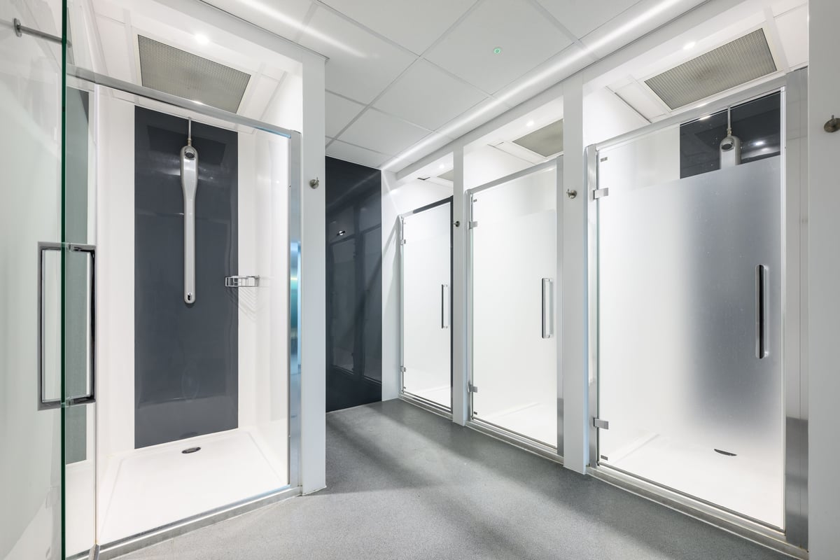 PureGym New Barnet shower cubicles