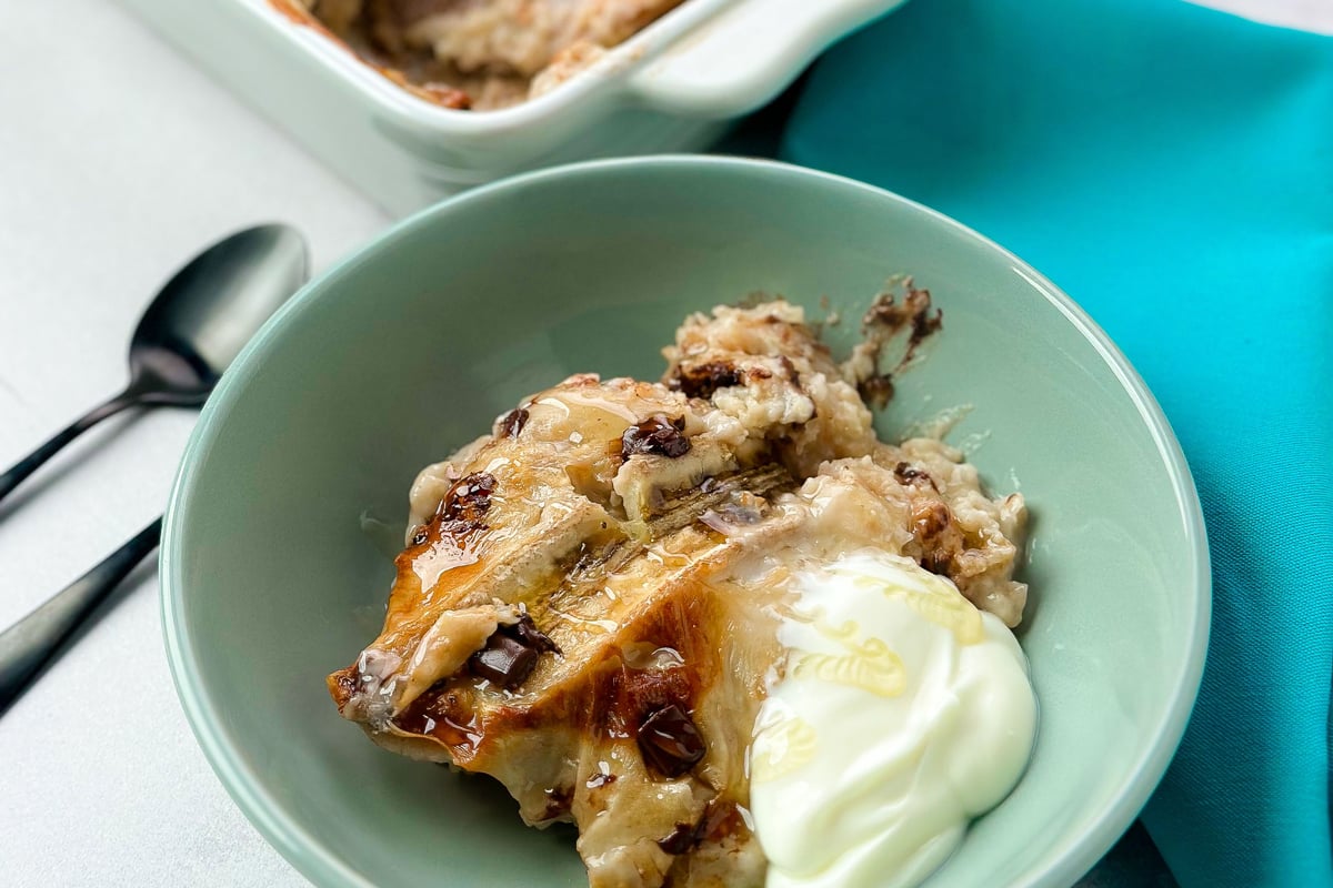 Gebackene Banane und Haferbrei