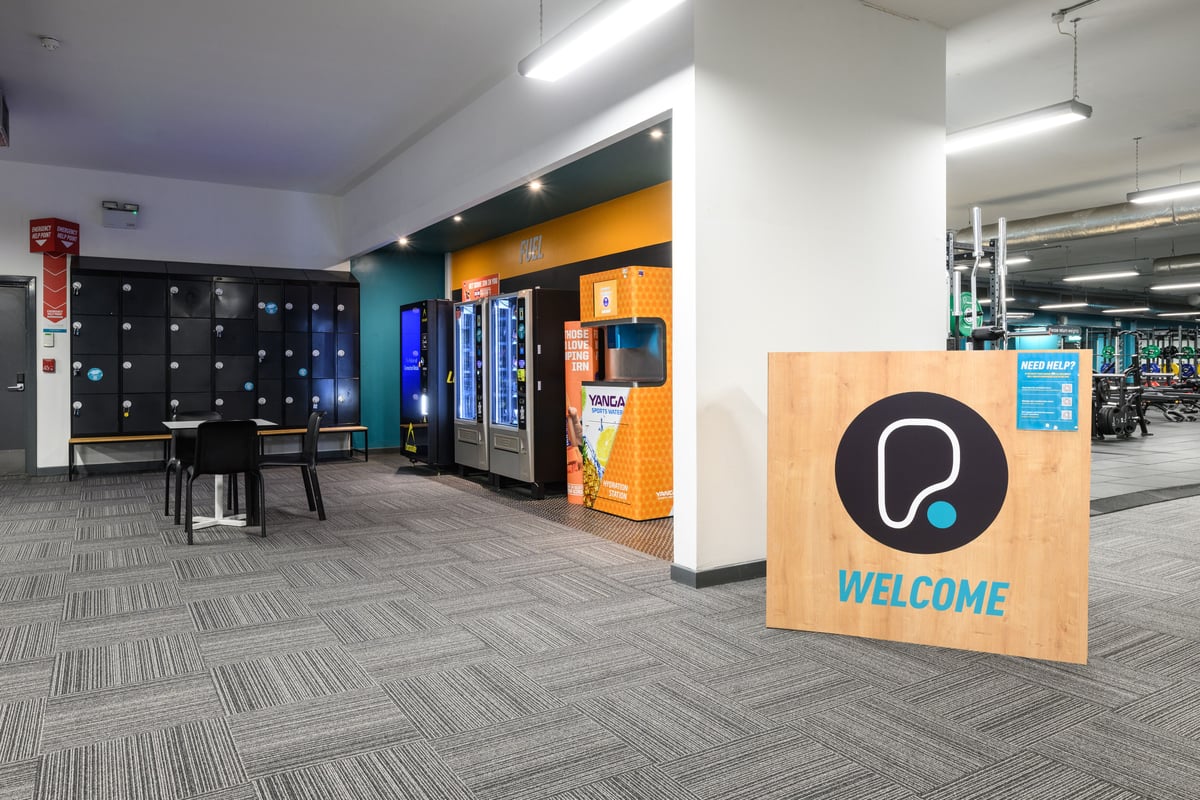 PureGym Glasgow Charing Cross hub, yanga water and vending machines