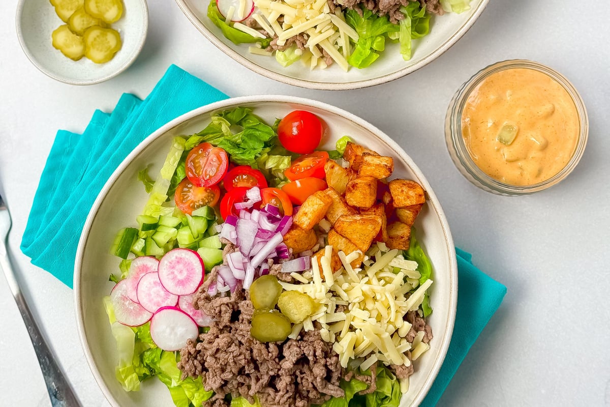 REZEPT FÜR EINEN BIG MAC SALAT