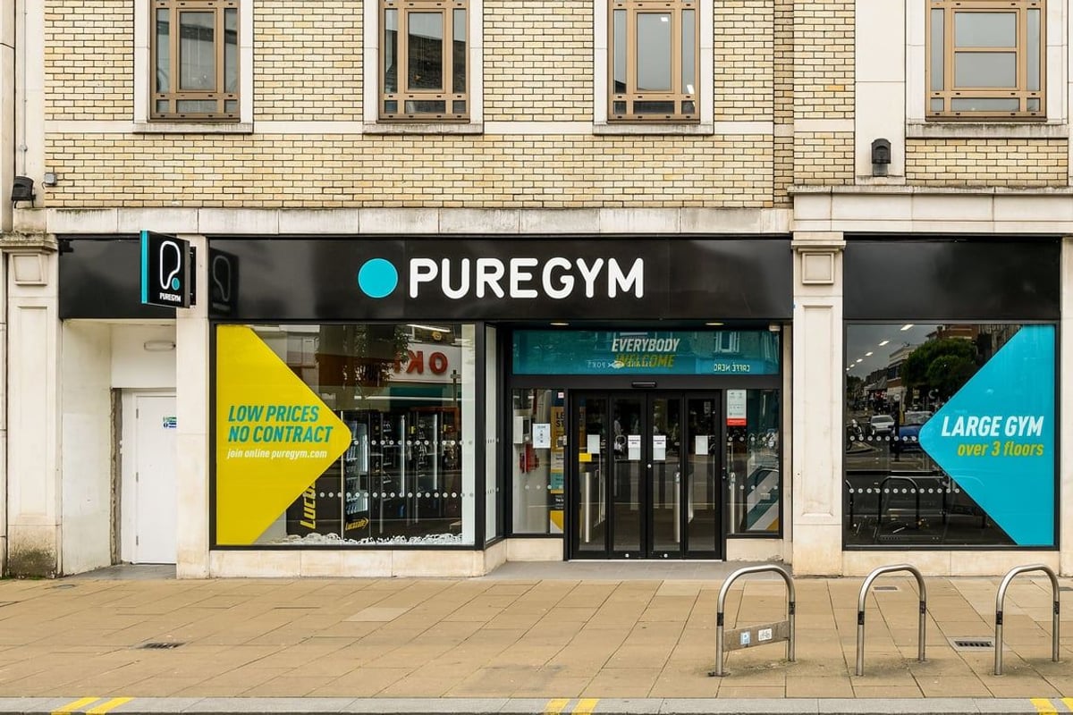PureGym London Wimbledon: Gym frontage displaying low prices, large gym signage, inviting entrance.