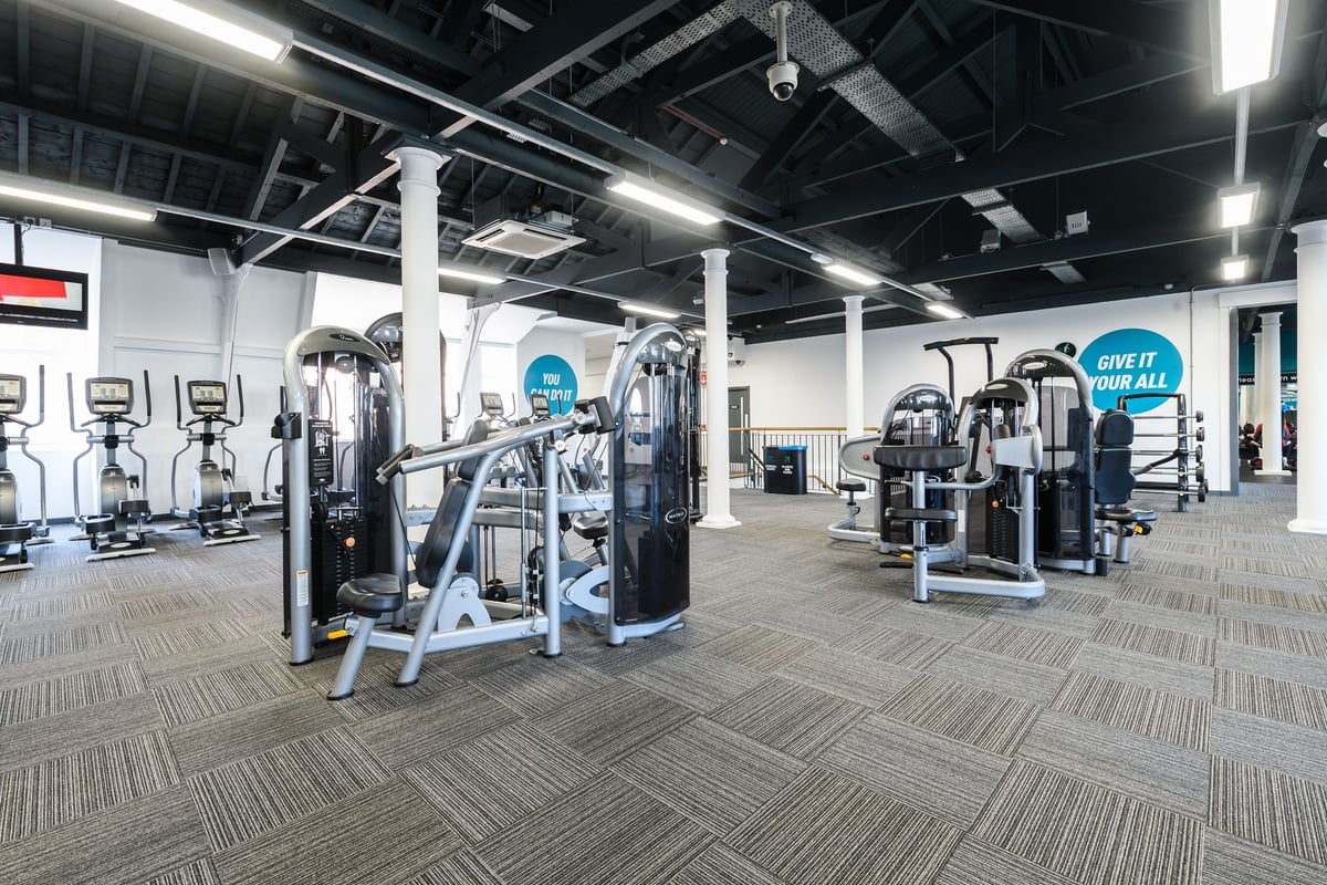 PureGym Gateshead fixed pin machines
