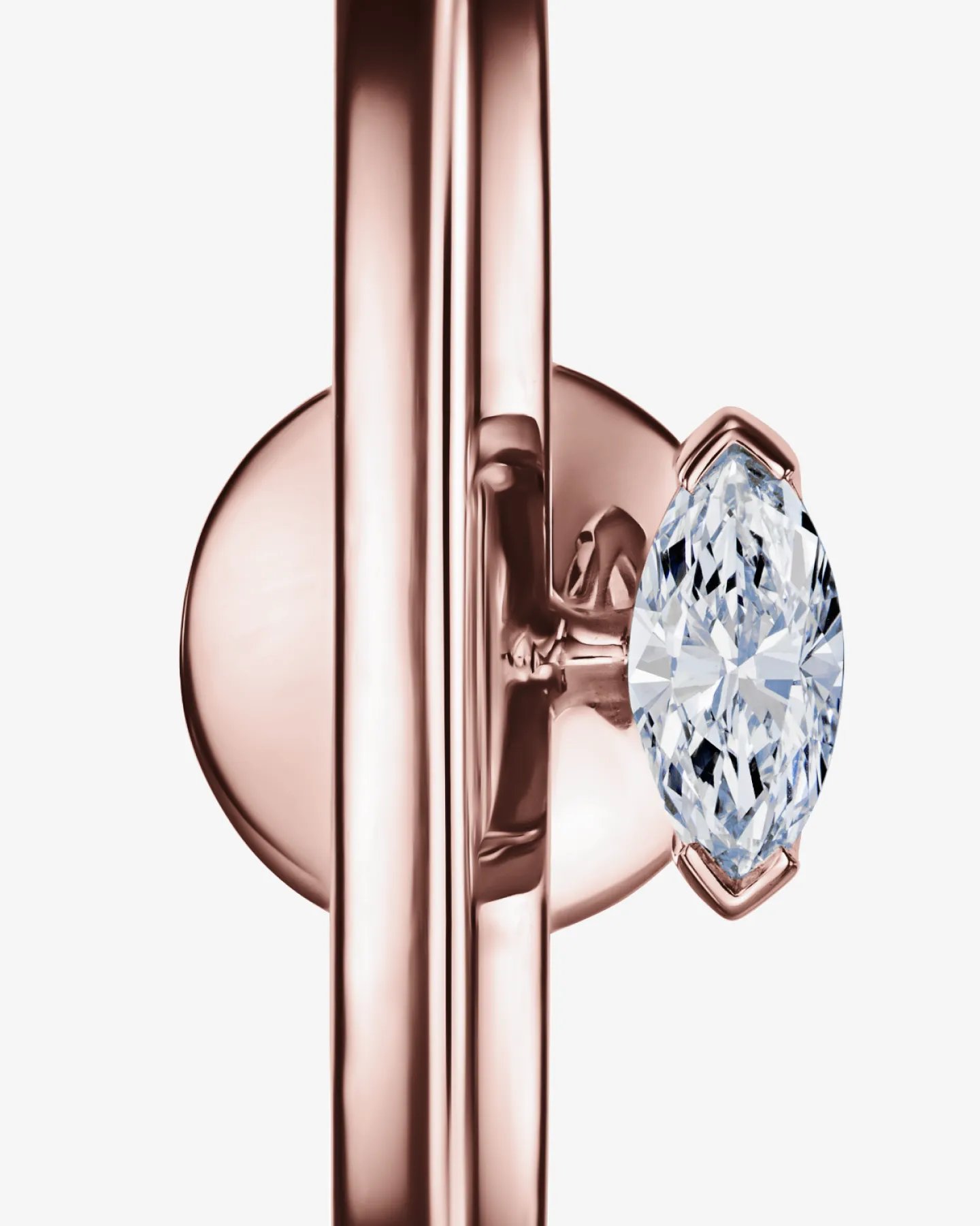 Kolczyk z diamentem 0.15 ct w szlifie markiza - różowe złoto 585