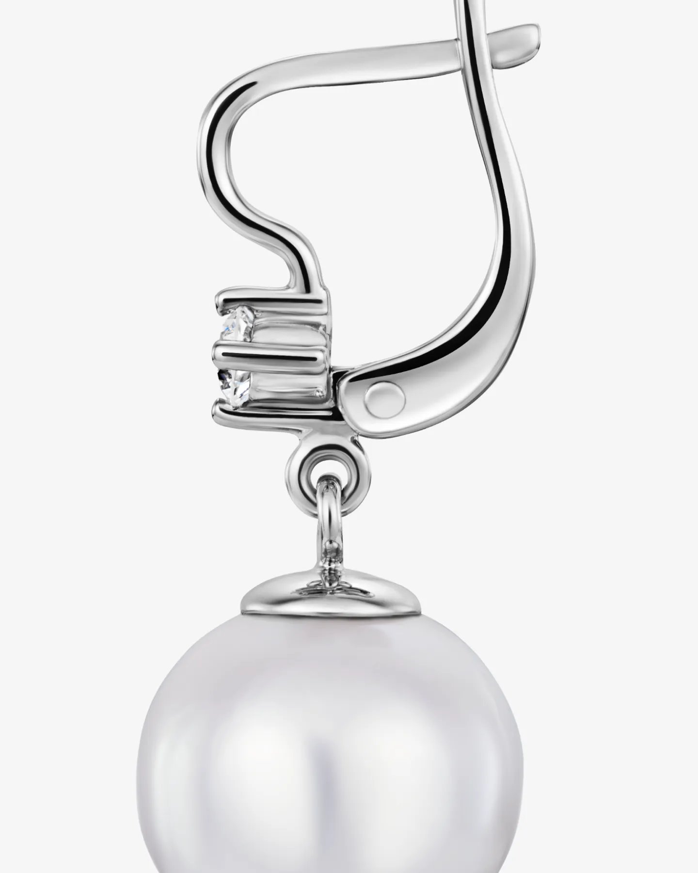 Kolczyki z perłami i brylantami w białym złocie