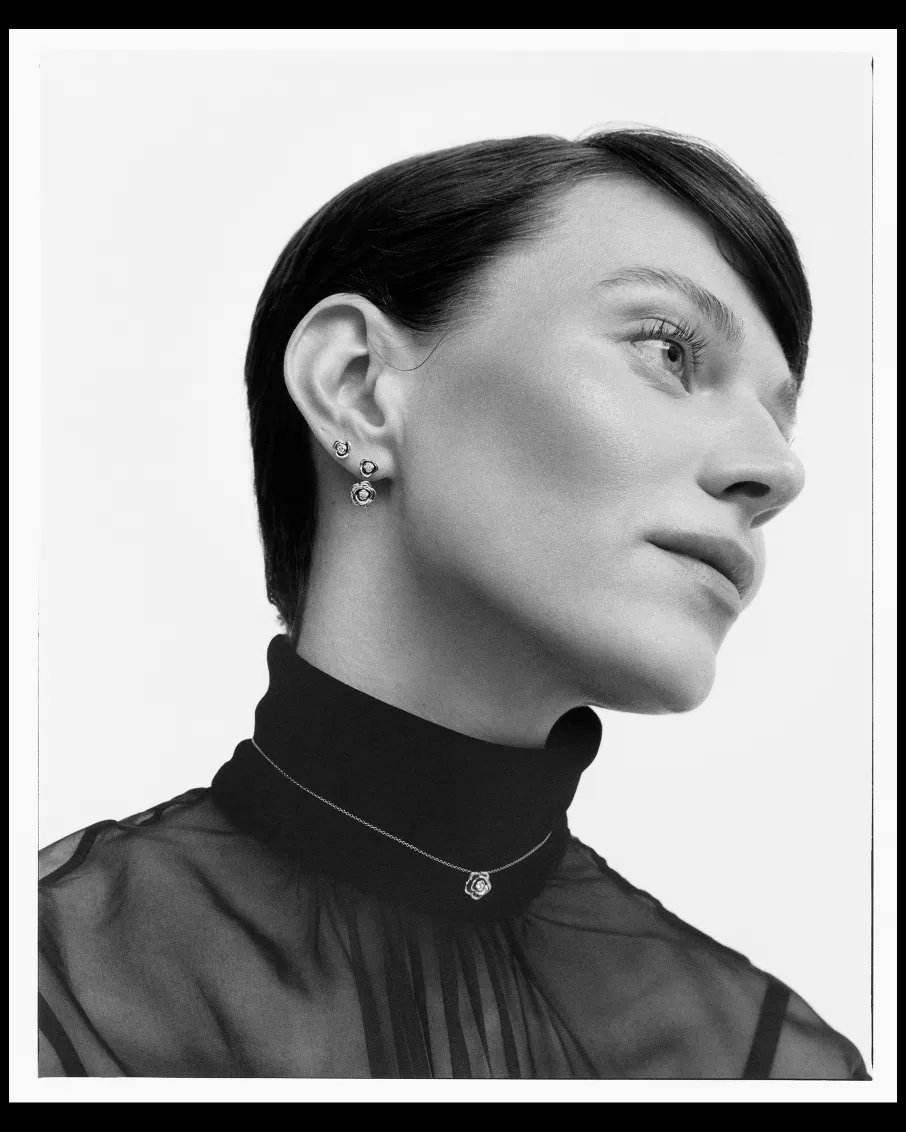 Portret kobiety w kolczykach La Marqueuse