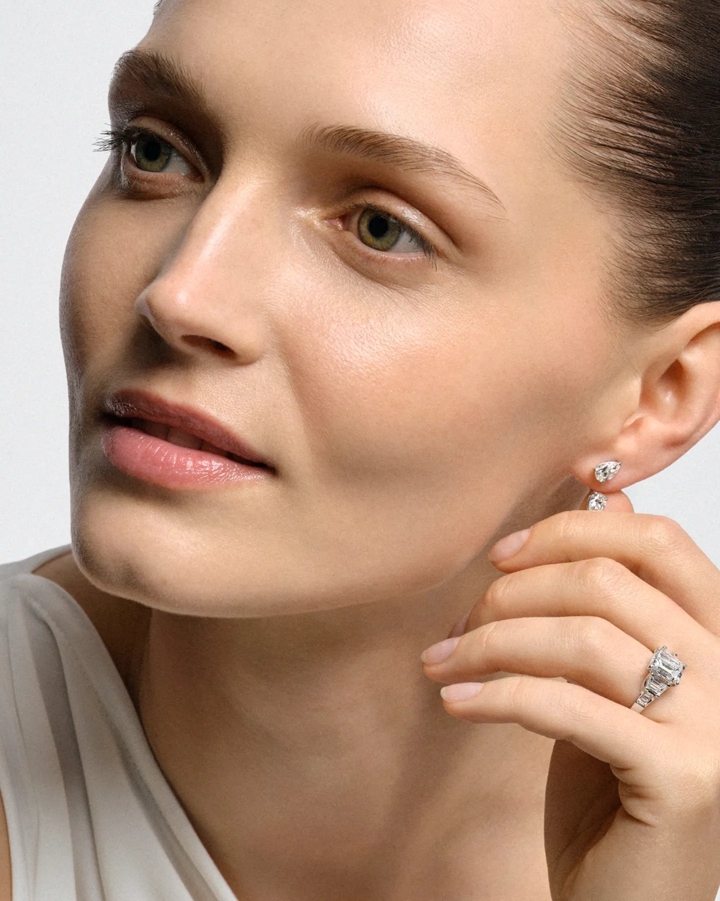 Kolczyki Solitaire Poire z diamentami 1 ct w szlifie gruszy - białe złoto 750