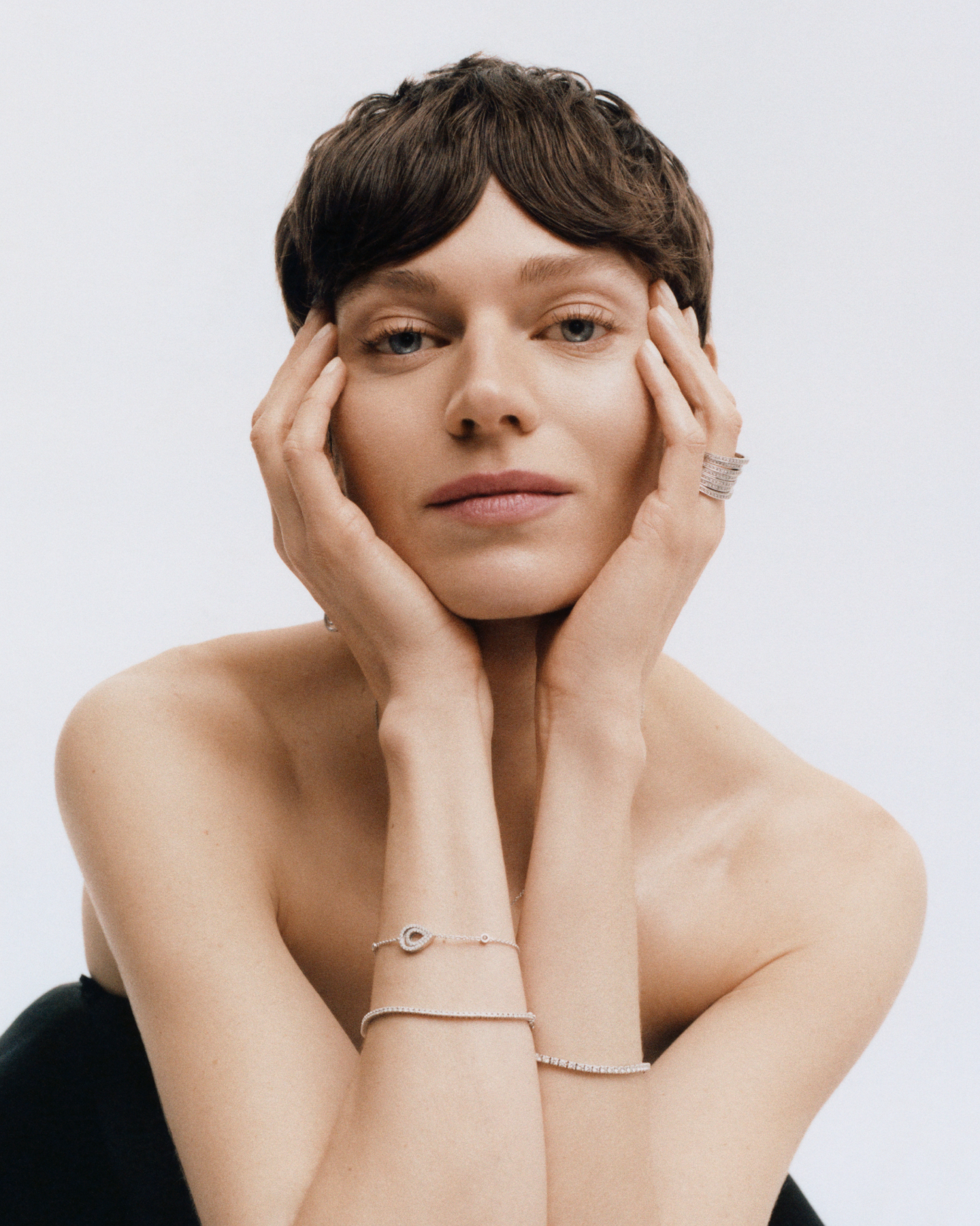 Bransoletka Louvre Cascade z białego złota La Marqueuse