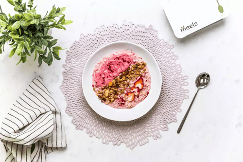 Strawberry Cream Pie Overnight Oats