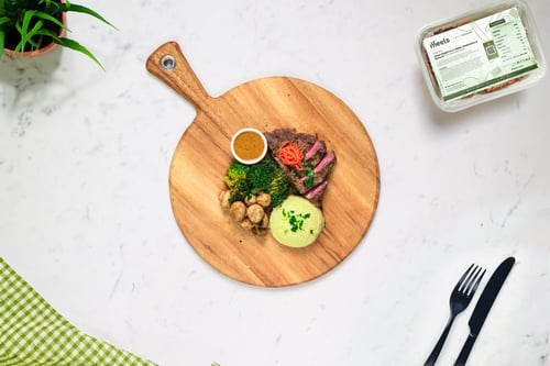 Green Peppercorn Steak, Mushrooms & Broccoli