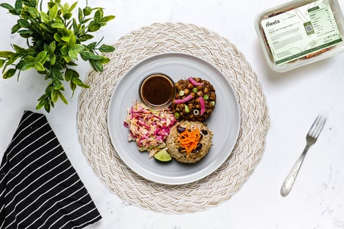 Organic Jerk Chickpeas & Slaw