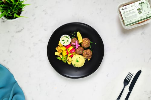 Moroccan Vegan Neatballs, Peppers & Zucchini