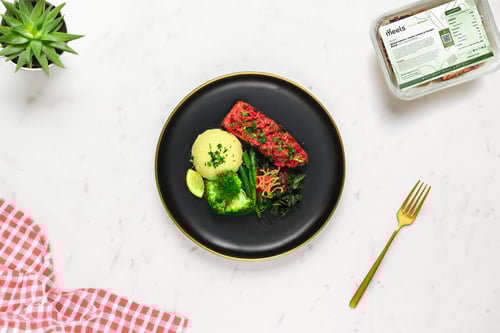 Spiced Salmon, Hearty Greens & Tomato Relish