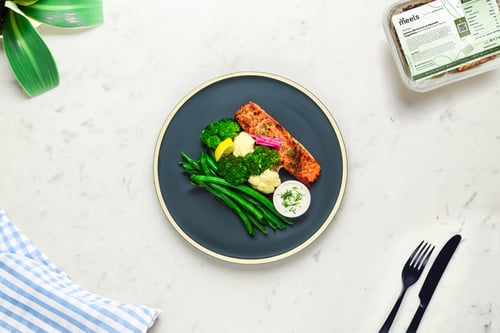 Lemon Dill Salmon & Steamed Vegetables