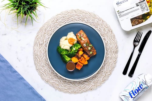 Atlantic Honey Jerk Salmon, Cauliflower & Broccoli