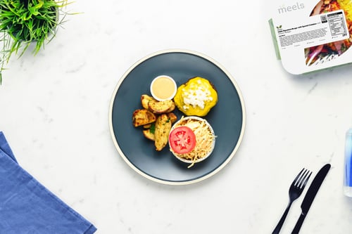 Meels Signature Burger & Slaw