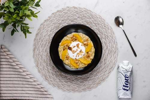 Peaches & Cream Overnight Oats