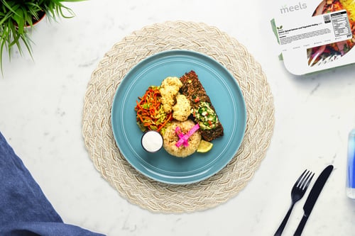 Zaatar Spiced Salmon & Veggie Mix