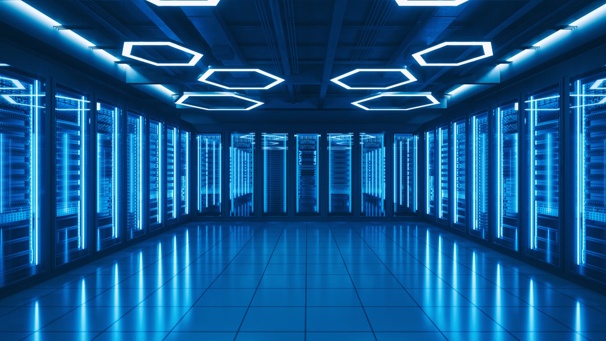 Microsoft Exits 2.67 Billion Loughton AI data center as Grid Connection Slips to the 2030s