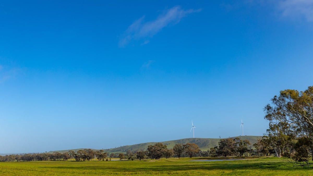 Atmos Renewables Tops 2 GW Portfolio Milestone With Acquisition of BayWa r.e. Solar and Wind Assets in Australia