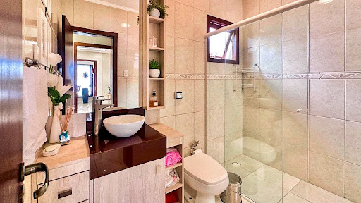Casa no Goiás com 3 dormitórios e piscina - Foto 8