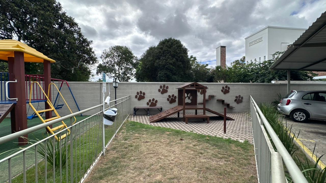 Aurora com 2 dormitórios e 2 vagas de garagem no Centro de Santa Cruz do Sul - Foto 13